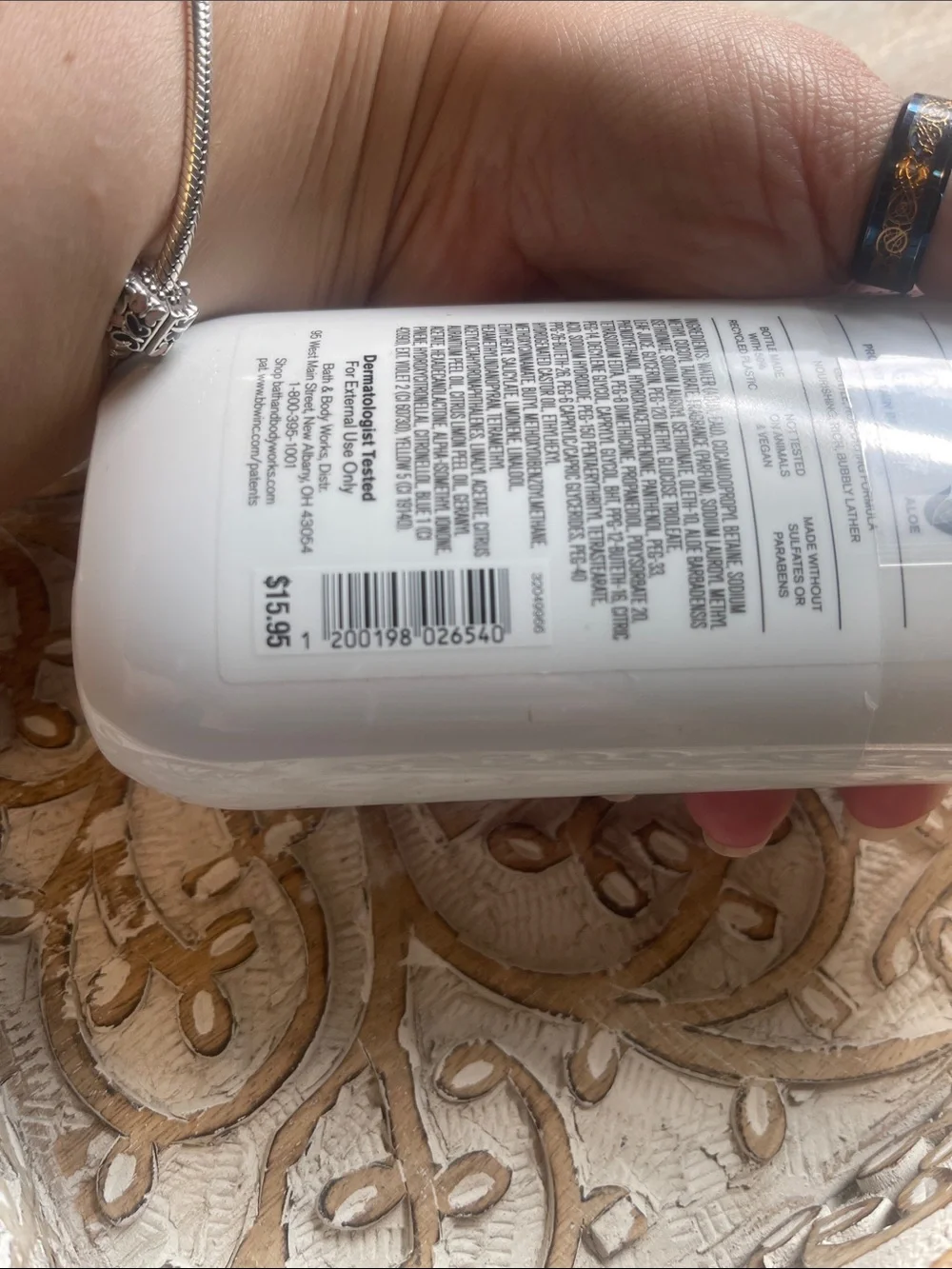 Bath & Body Works Poppy Body Wash — Red Floral Label